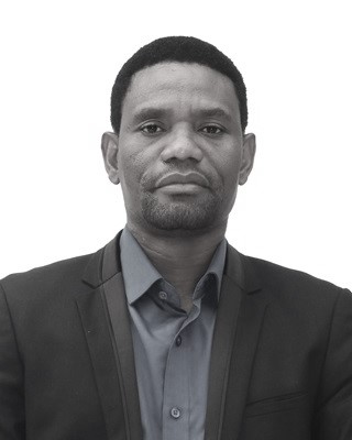 Mr. Artur Fernando